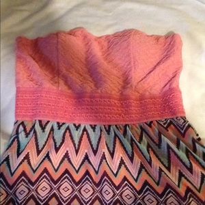 Shark Bite Hem strapless dress Size XL(15-17)
